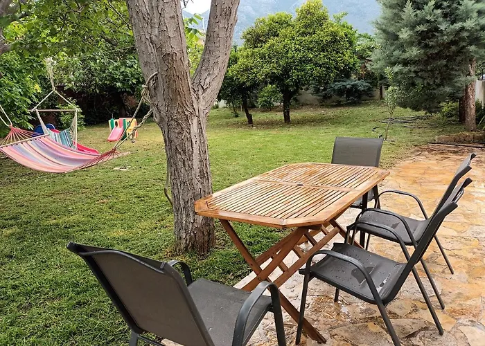 The Country House In Amarynthos